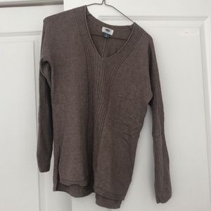 brown sweater
